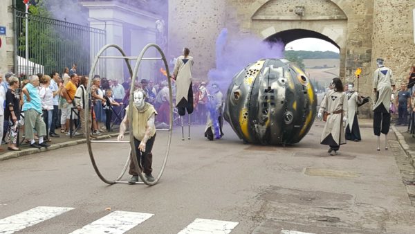 Les extraordinaires voyages de Villeneuve-sur-Yonne