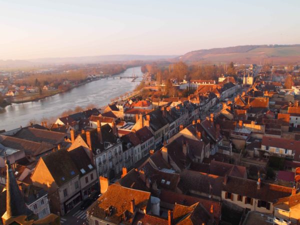 Villeneuve-sur-Yonne à l'automne