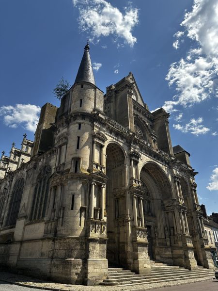Notre-Dame de l'Assomption Villeneuve-sur-Yonne © Keziah Plummer