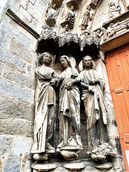 Villeneuve l'Archevêque © Keziah Plummer